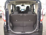 十分なラゲッジスペースが確保出来ています。