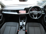 運転に必要な情報をメーター内に集約し、ドライバーの安全で快適な運転に寄与するアウディバーチャルコックピット。
