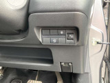 運転席右側に各種スイッチがあります!