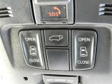 電動スライドドアのスイッチで車内からもスライドドアの開閉ができます。イージークローザー機能で半ドアになることも防止してくれます。