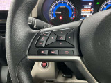 【ステアリングスイッチ】運転中に前方から目線をそらすことなくオーディオ等の操作が可能な便利機能!安心&快適なドライブを演出してくれます。
