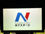 【フリップダウンモニター】大画面モニターで後席でもエンタメをお楽しみいただけます。小さなお子様にも大人気の装備です♪