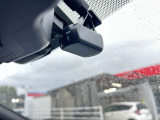 前後にドライブレコーダー装備です!もしもの時やあおり運転の証拠映像は自分の身を守る為にも必要ですね!