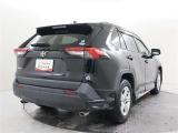 リヤ5面はプライバシーガラス☆強い日差しや車外の視線から室内を守ってくれます。