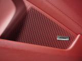 BOSE? サラウンド サウンド システム装備車でございます