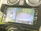 【アラウンドビューモニター】専用のカメラにより、上から見下ろしたような視点で360度クルマの周囲を確認することができます☆死角部分も確認しやすく、狭い場所での切り返しや駐車もスムーズに行えます。