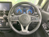 ステアリングも使用感が少なく、きれいな状態となっております♪