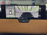 【360&deg;ビューモニター】専用のカメラにより、上から見下ろしたような視点で360度クルマの周囲を確認することができます☆死角部分も確認しやすく、狭い場所での切り返しや駐車もスムーズに行えます。