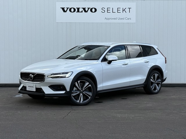V60クロスカントリー ウルトラ B5 AWD 4WD 