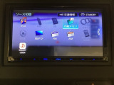 ナビゲーションはフルセグTV対応のメモリーナビ(社外品)を搭載しています。Bluetoothオーディオ機能がありますので、スマートフォンなどの音楽も再生できます。