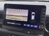 バックカメラも装備しております。車庫入れの苦手なお客様も安心!重宝してくれます!