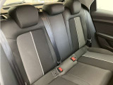 正規ディーラーAudi奈良のお車をご覧い頂きありがとうございます。株式会社ファーレン古都のAudi3支店の中からお客様のご希望にあった1台をご案内させて頂きます。