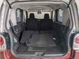 2列目シートを倒すと、大きな荷物の積載も可能です