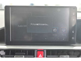 ディスプレイオーディオです。最近のナビはスマホと繋いで使用する方が増えましたね!