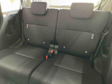 後部座席です。座り心地も足元もゆったり♪♪
