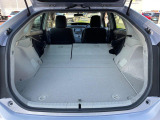 後席を格納すると、これだけの広さが!シーンに合わせたシートアレンジで、大きな荷物も積むことが出来ます♪