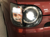 LEDヘッドライトです。デザイン性がよくとても明るいので、夜間の走行や悪天候でも安心です。しかも長寿命!