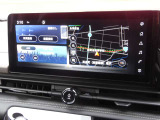 NissanConnectナビ(地デジ内蔵)は、ハンズフリーフォン、VICS、ボイスアシスタント、Bluetooth、USB接続、HDMI接続、Apple CarPlay・Android Auto連携機能、Amazon Alexa搭載、iPodなど多様なコンテンツに対応!