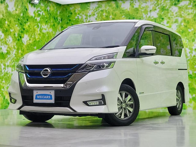 セレナ 1.2 e-POWER ハイウェイスターV 