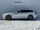 ◆サイド/流麗なプロポーションはVOLVO車の真骨頂。「美しいものと共にありたい」というオーナーの願いを満たします