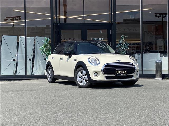 ミニ クーパー D サザーク 本革シート 修復歴無し