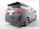 リヤ5面はプライバシーガラス☆強い日差しや車外の視線から室内を守ってくれます。