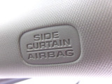 車両側面からの安全性も高めてくれる、安心装備のサイドカーテンエアバックシステムです◎