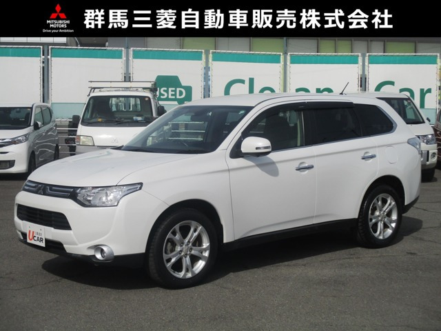 アウトランダー 2.4 24G ナビパッケージ 4WD 