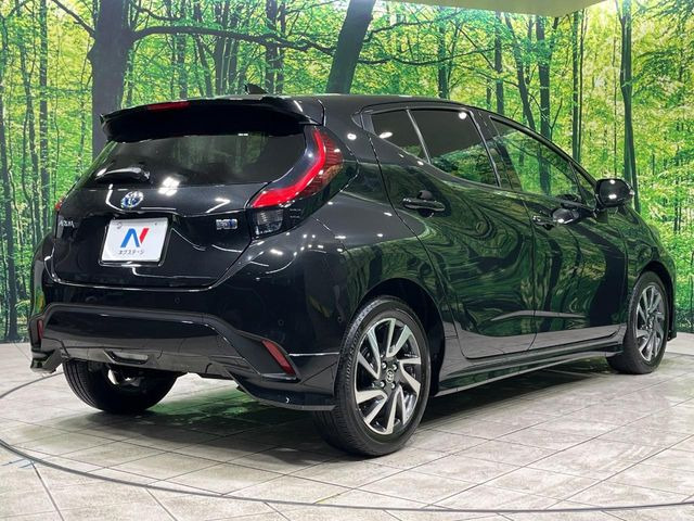 トヨタ アクア 1.5 Z の中古車詳細 (19,524km, ブラックマイカ, 宮城県