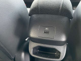 USBソケットが後席にはございます♪