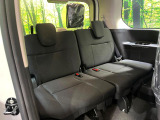3列目シートはもちろん状態良好☆大人でもゆったりと座って頂けますので、大人数でのお出かけもラクラクです♪ご家族で、気の知れた仲間で、ドライブに行くのが楽しみですね♪