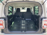 【ラゲッジスペース】リアシートを倒せばこの大容量!!ダンボールなどの大きい荷物も釣り具などの長尺物まで様々載せられそうです!!