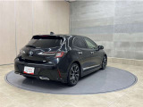「中古車ハイブリッド保証」付き。ハイブリット機構を無償で保証します。保証期間は初度登録年月から10年目まで、または3年間の長い方。但し累計走行距離が20万km以内。