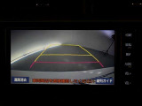 【バックモニター】・・・気になる後ろの見通しも、車庫入れに大活躍☆運転が困難な場所でも、しっかりサポート!心強い味方のモニターです♪