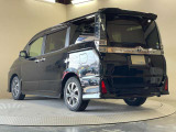 人気の車種が勢ぞろい!各メーカー 最新人気車がラインナップ!見て触って選べる展示場です!