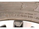215/50R18    車両装着タイヤサイズです。 タイヤのご相談も石川トヨペットカローラにお任せください
