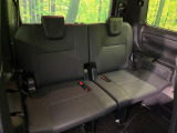 3列目シートはもちろん状態良好☆大人でもゆったりと座って頂けますので、大人数でのお出かけもラクラクです♪ご家族で、気の知れた仲間で、ドライブに行くのが楽しみですね♪