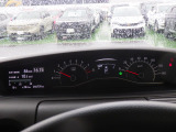 視認性の良いメーターで、運転中も情報がひと目で確認できて安心。見やすさにこだわったデザインで、毎日のドライブがもっと快適に☆