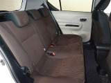 3名乗車できるセカンドシートです。
