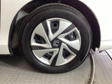 スチールホイールには、ホンダ純正のホイールカバーが付いています。