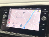 ●純正ナビ:一体感のあるナビは、高級感ある車内を演出してくれます。オーディオ機能も充実しておりますので、運転もより楽しめます♪