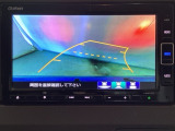 バックでの車庫入れも安心です! リアカメラが付いているバックモニター付のナビを装備しております。操作線もついており距離感も画面から確認できます。