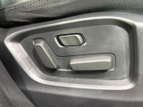 【パワーシート】スイッチ一つで簡単にシートの微調整が可能!電動だから力もいりません!快適なシートポジションにセットして、快適なドライブをお楽しみください。
