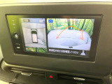 【アラウンドビューモニター】専用のカメラにより、上から見下ろしたような視点で360度クルマの周囲を確認することができます☆死角部分も確認しやすく、狭い場所での切り返しや駐車もスムーズに行えます。