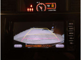 バックカメラで車庫入れも安心☆ 頼りすぎ注意です♪