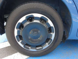 純正ホイールキャップです♪車体の雰囲気と合っているのは純正品ならではですね!