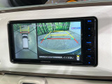 【パノラマモニター】専用のカメラにより、上から見下ろしたような視点で360度クルマの周囲を確認することができます☆死角部分も確認しやすく、狭い場所での切り返しや駐車もスムーズに行えます。