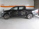 ハイラックス 2.4 X ディーゼル 4WD 