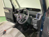 納車前にはプロのメカニックが点検、整備を行いますので安心してお乗り頂けます!!