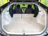 普段のお買い物や通勤、送迎等に十分な荷室スペースを確保しております。セカンドシートを倒すと、大きな荷物の積載も可能です♪